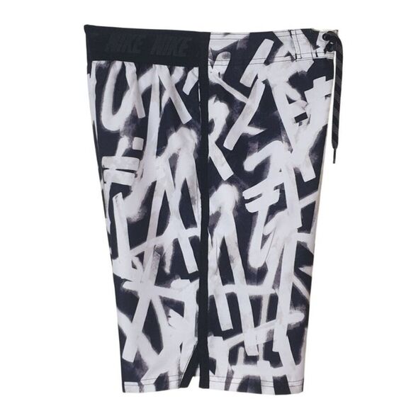 Nike Mens Swim Trunks Size S Black White Graffiti Print Embroidered Logo Sporty - Picture 5 of 8